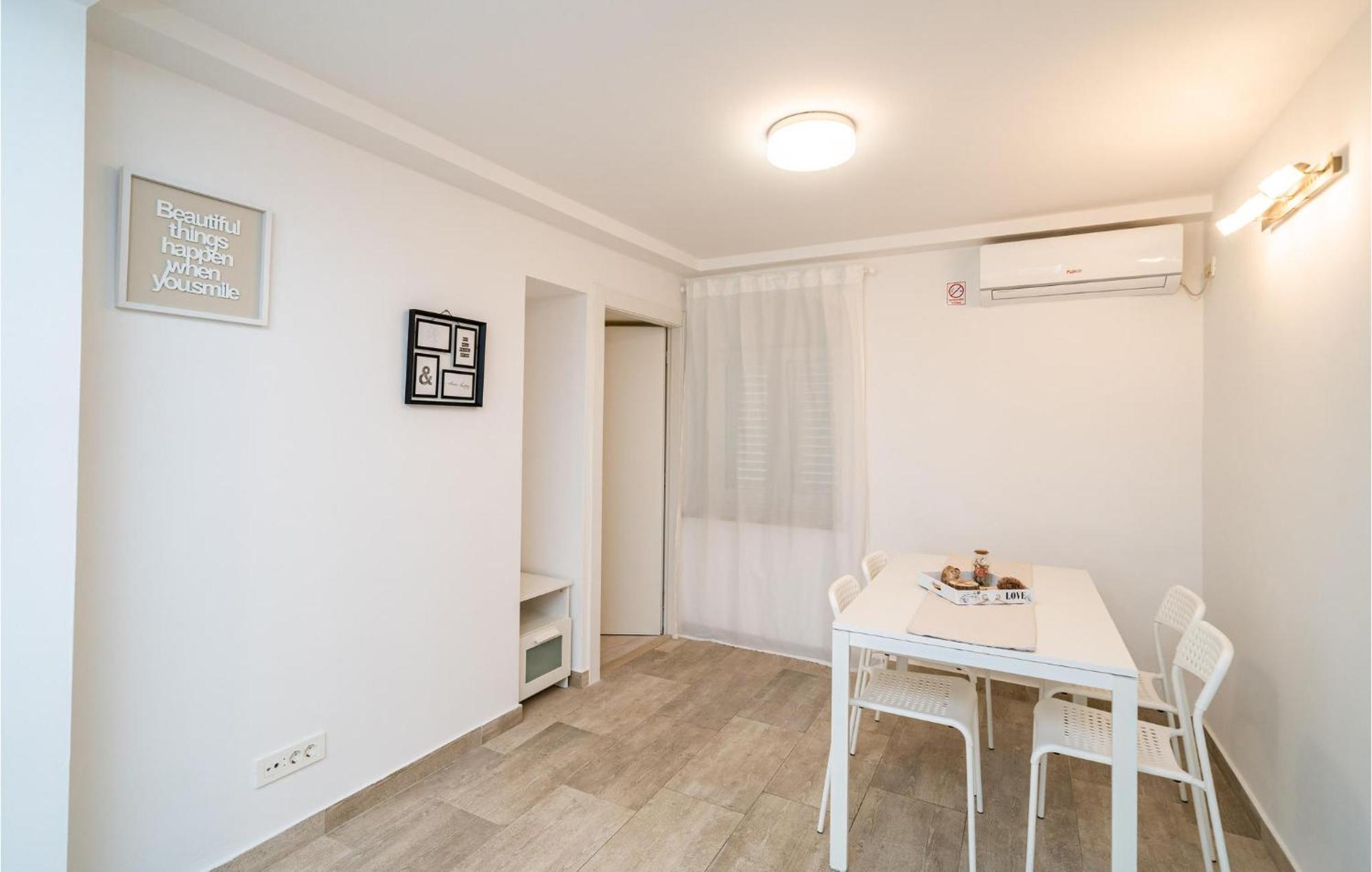 Nice Apartment In Dubrovnik With Kitchen Dış mekan fotoğraf