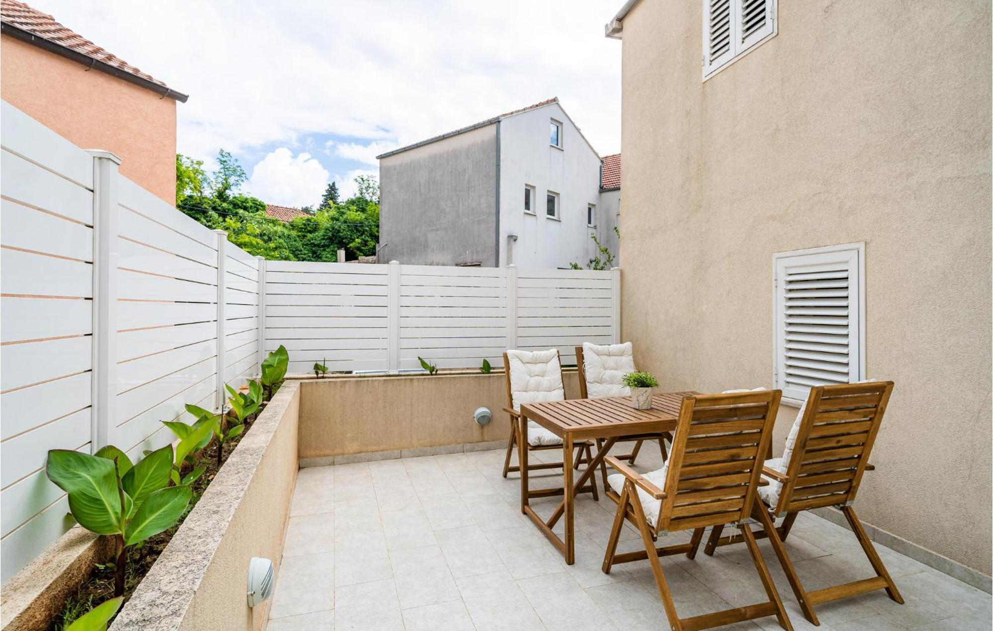 Nice Apartment In Dubrovnik With Kitchen Dış mekan fotoğraf